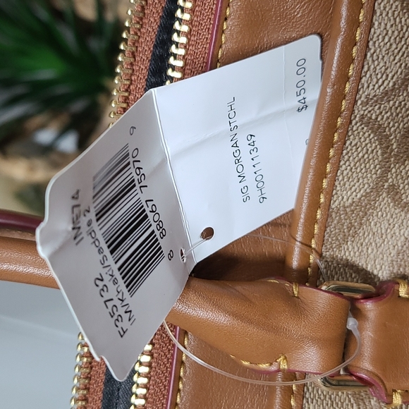 Coach Signature Morgan Satchel - Picture 4 of 6